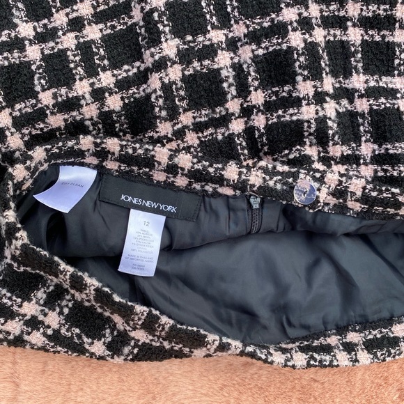 $5 - Vintage Style Jones NY Skirt! - Picture 5 of 6